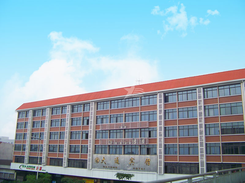 合成樹脂瓦：輕材質高性能，助力屋面建材市場持續發展